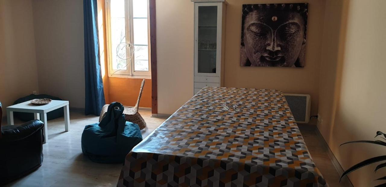 Les Gites Du Hameau Avec Piscine Castelnau-sur-Gupie Kültér fotó